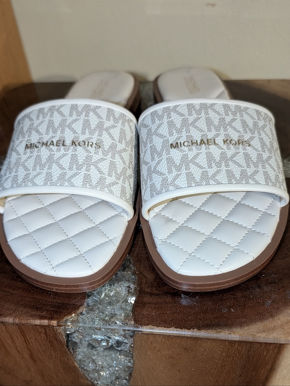 Michael Kors Felicia Flat Slide MK Signature Logo Print in Vanilla - Picture 6 of 13